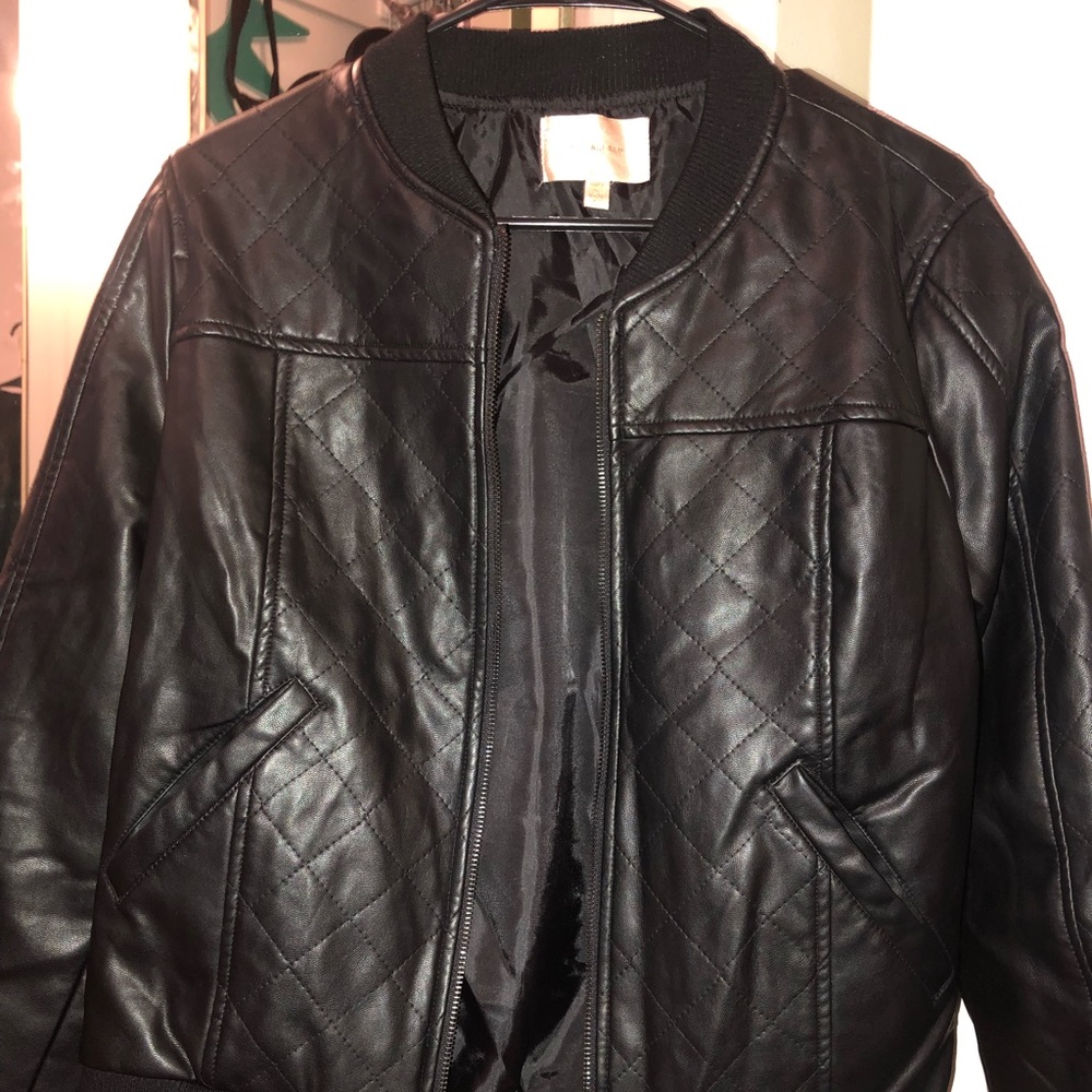 Medium leather jacket